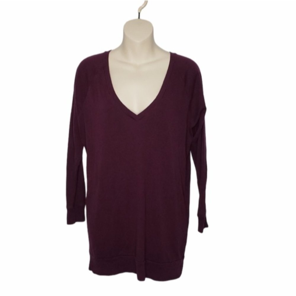 ARITZIA TNA burgundy v-neck oversized sweater XS
